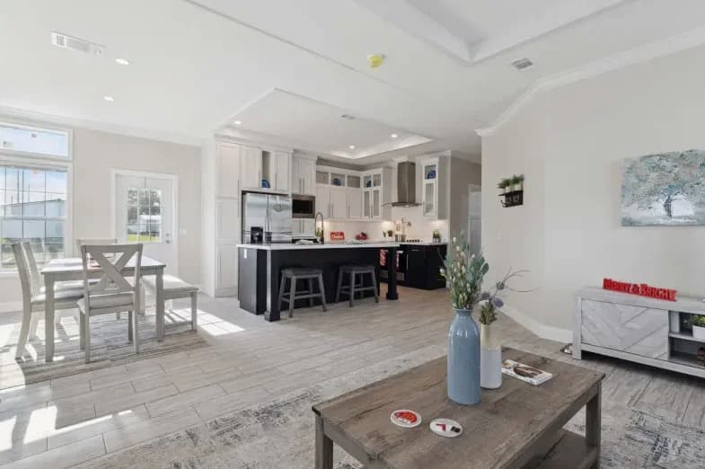 Mccordsville interior home features