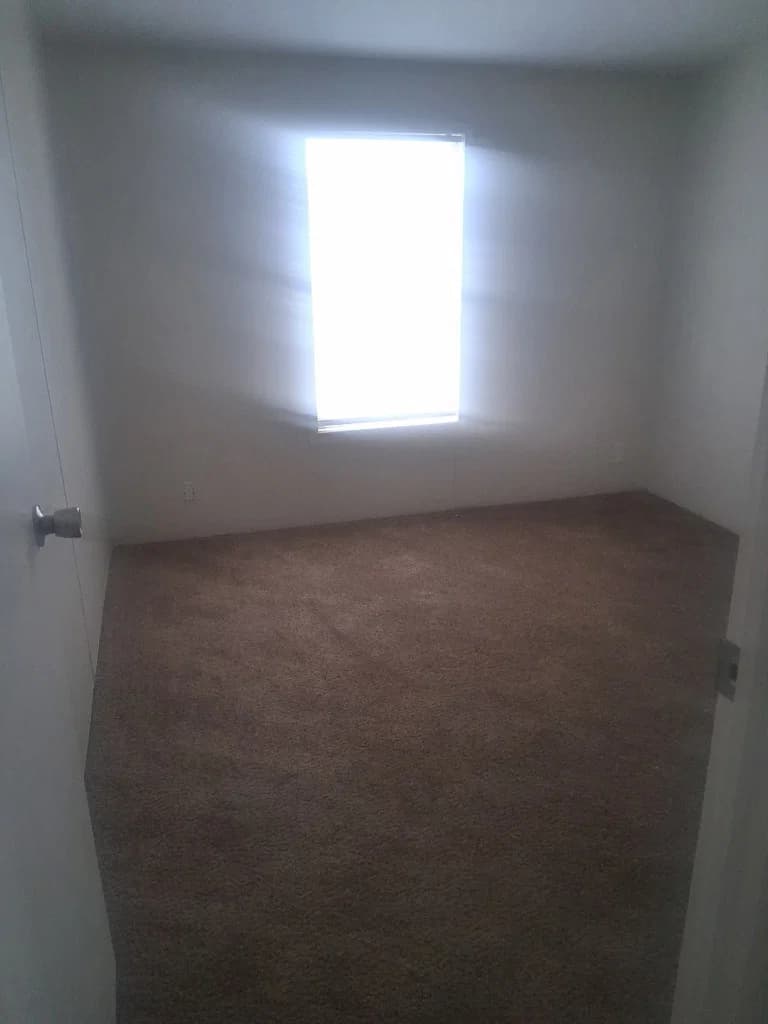 Pre-owned - 2015 nobility homes double wide (windzone 3) bedroom home features