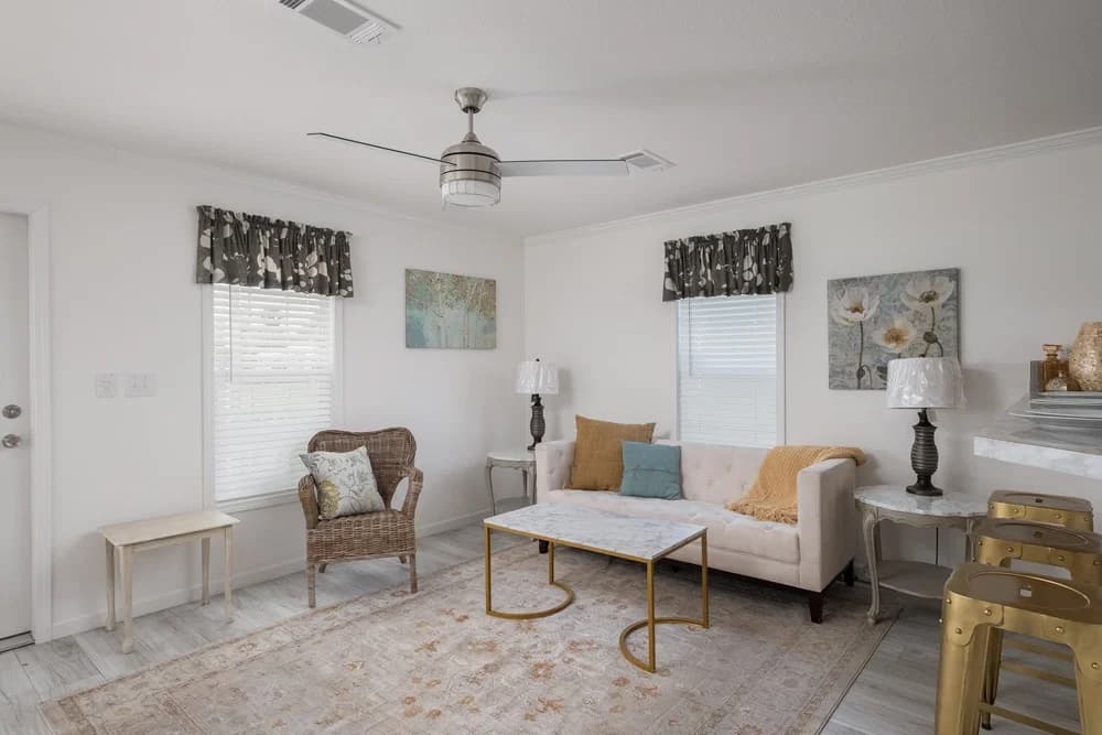 Everglade interior home features