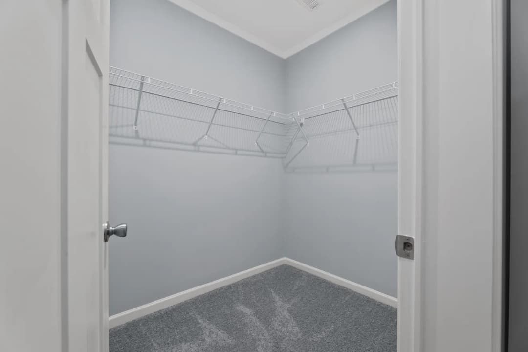 Finley 28684a interior home features