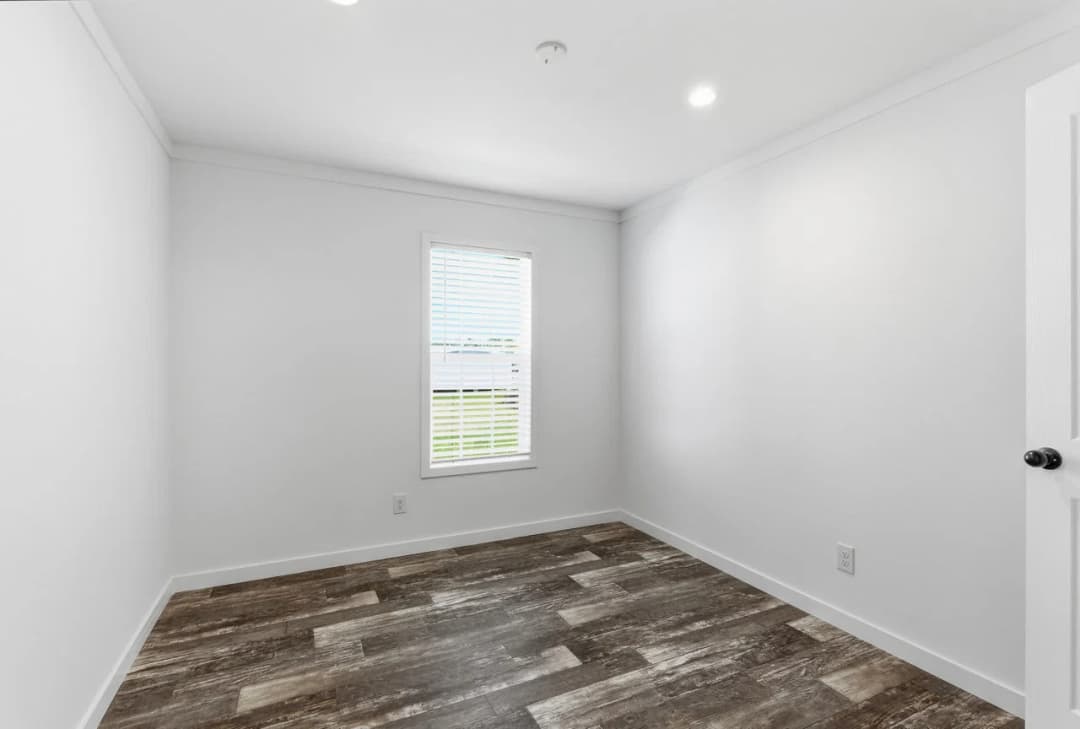 Key largo 2856h32a1c bedroom home features