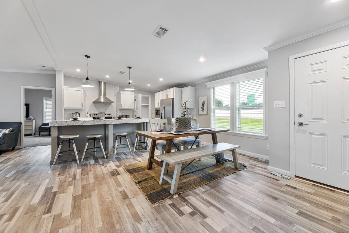 Ventura vi 30483c interior home features