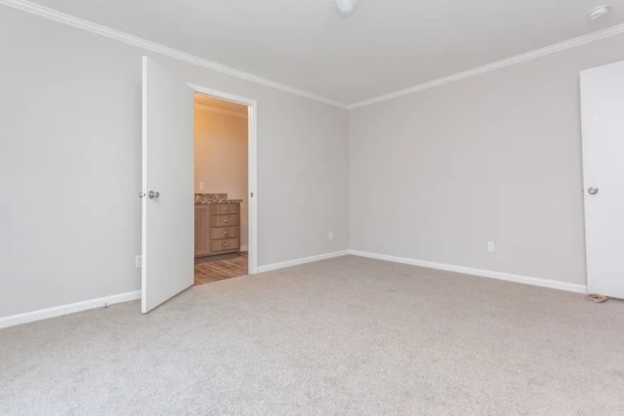 Bayport bedroom home features