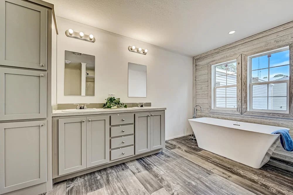 Morvin bathroom home features