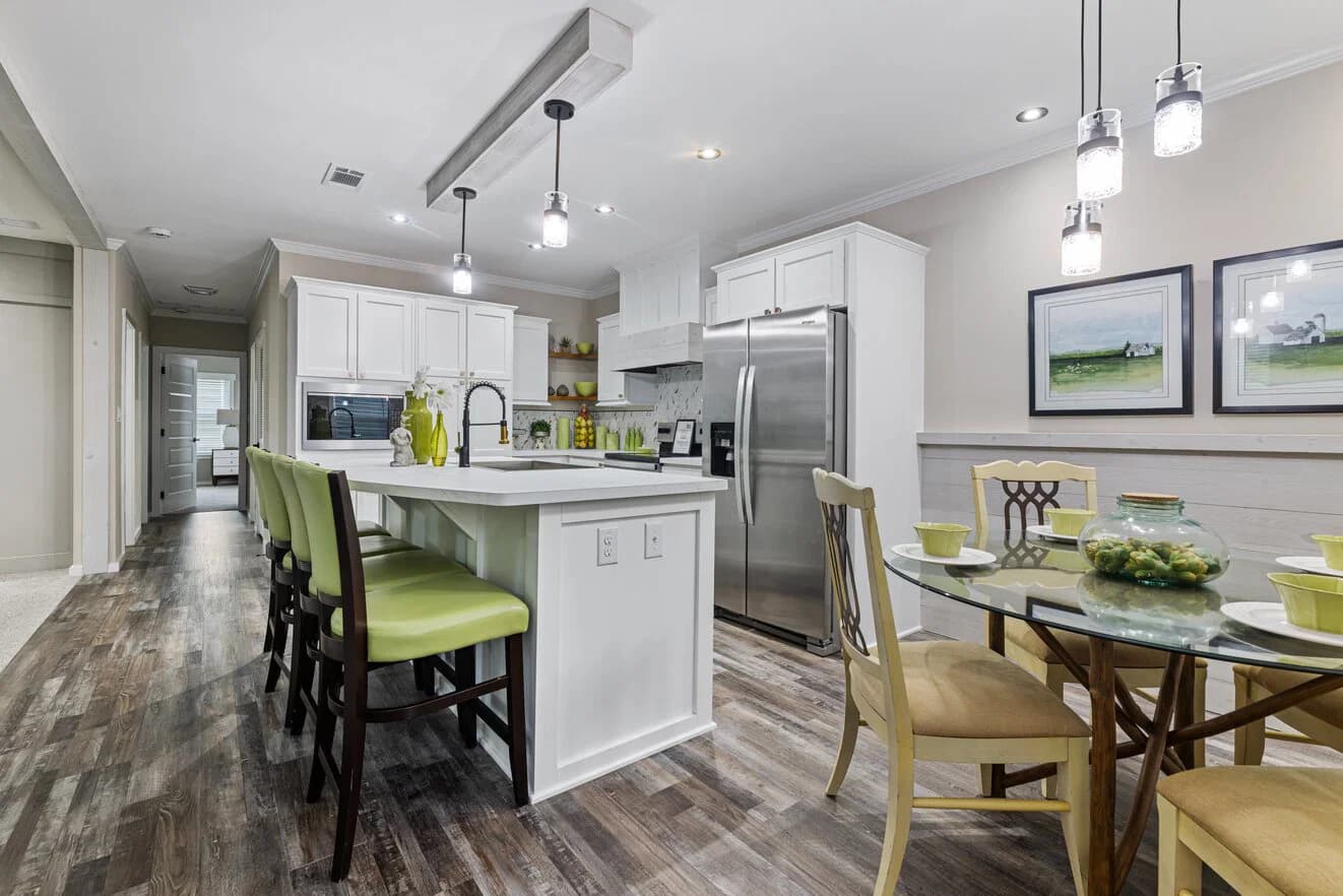Pierce 28562a kitchen home features