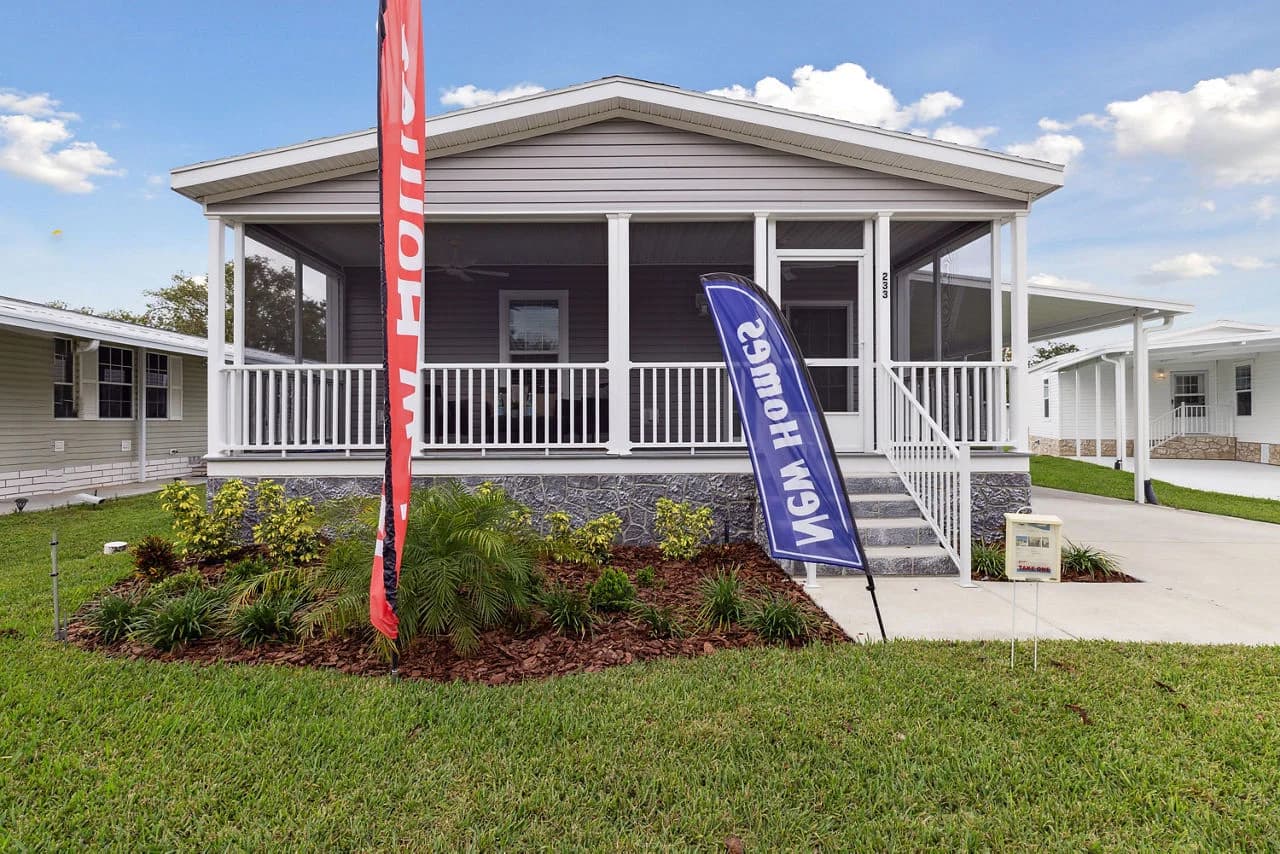 Silver springs 5029 elevation and exterior home features