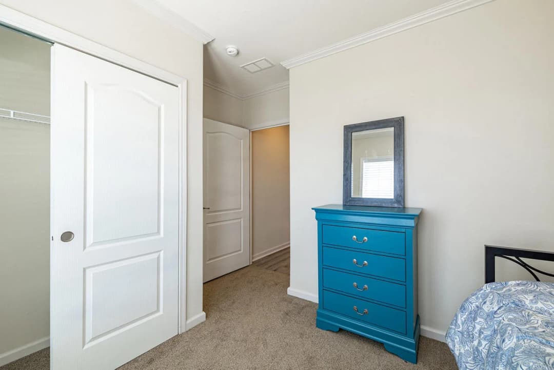 Silver springs 5006n bedroom home features