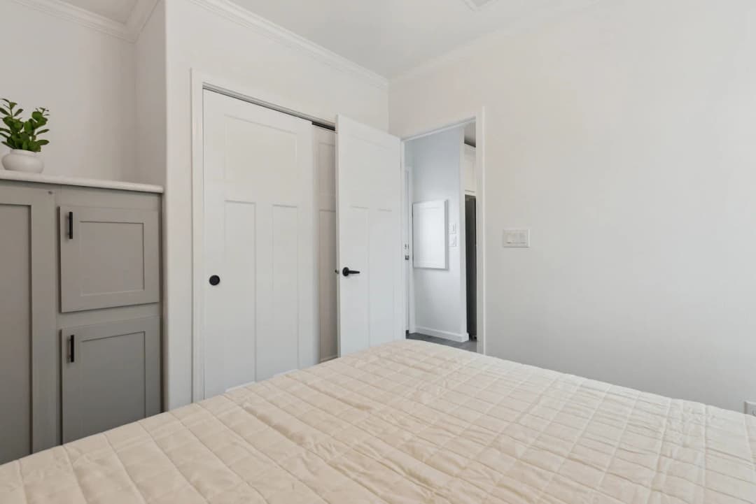 Calloway 239 bedroom home features