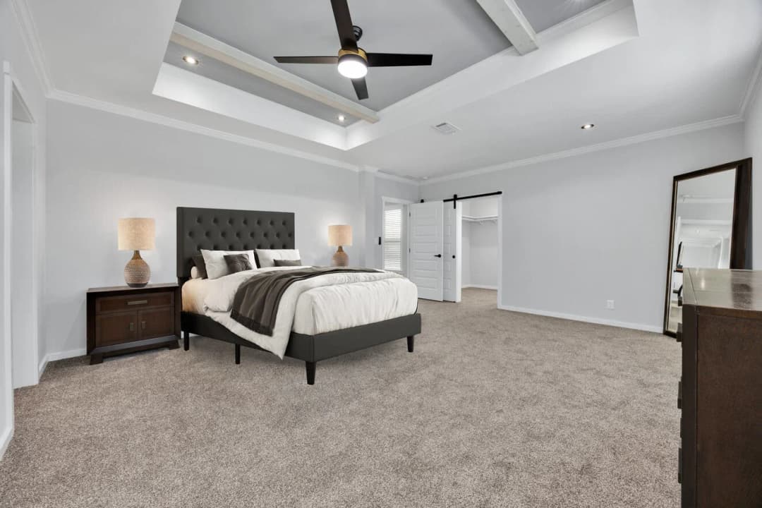 Elite bedroom home features