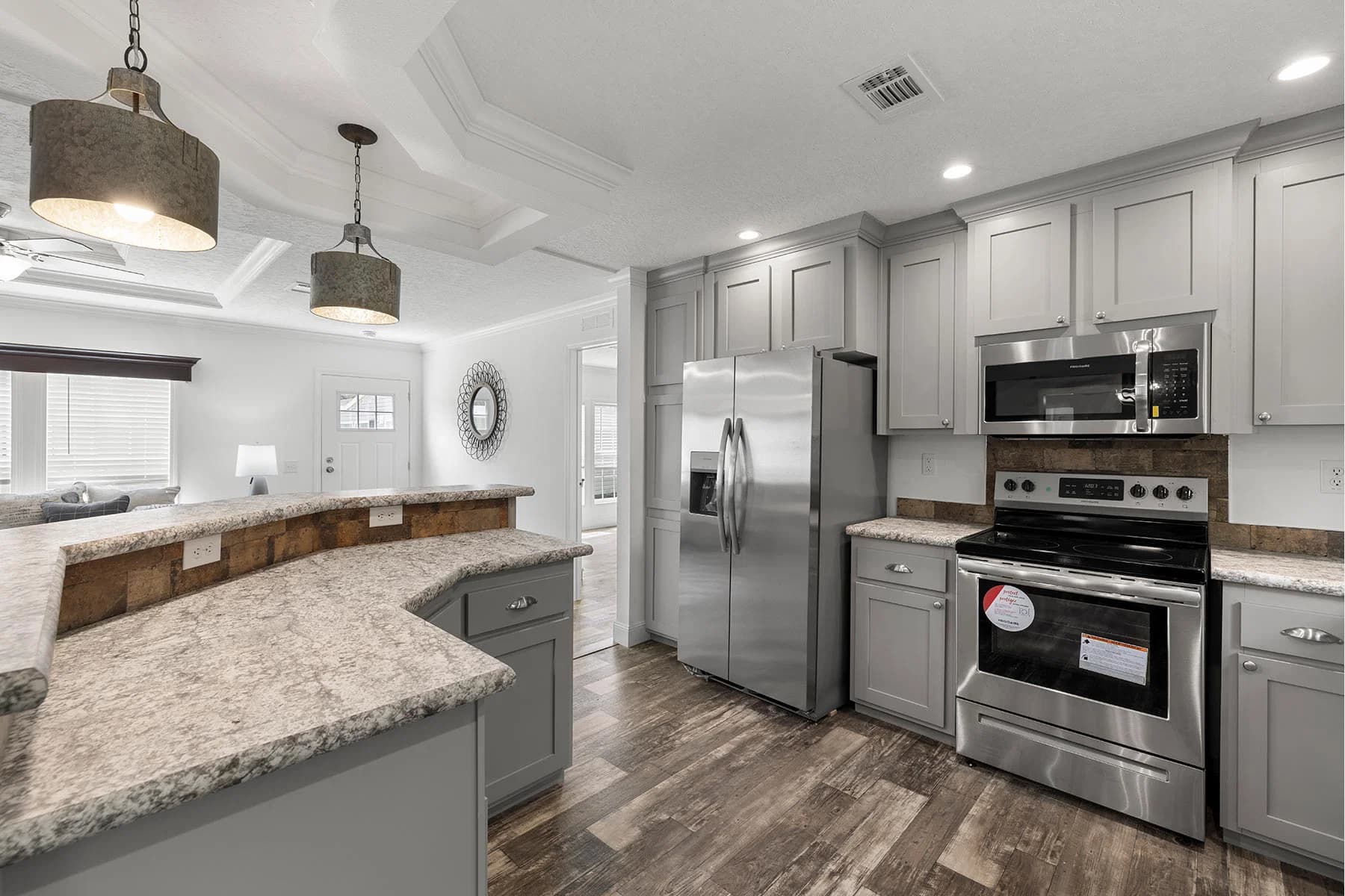 Freedom kitchen home features