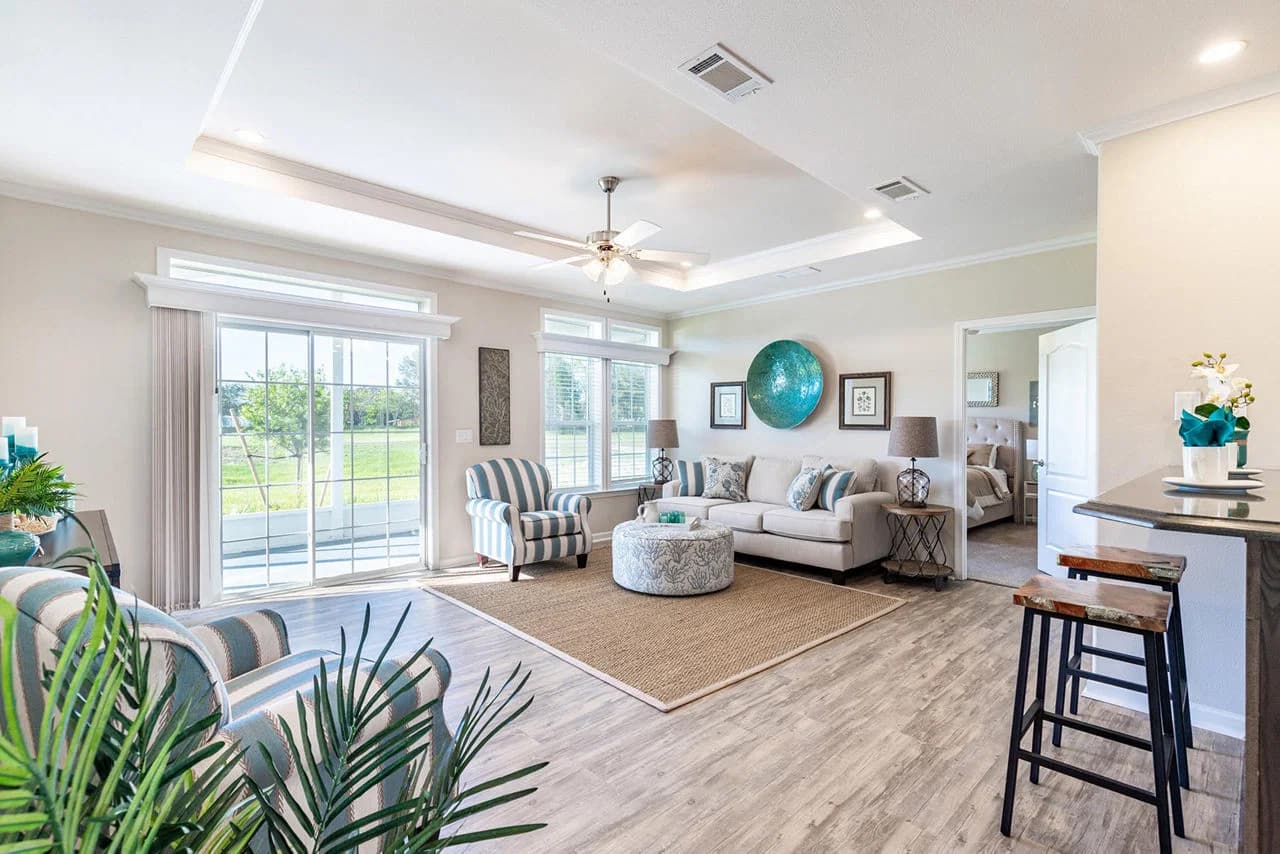 Silver springs 5351 interior home features