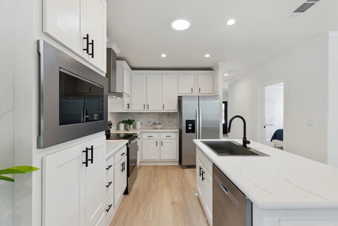 Silver springs 5044a bal harbour kitchen home features