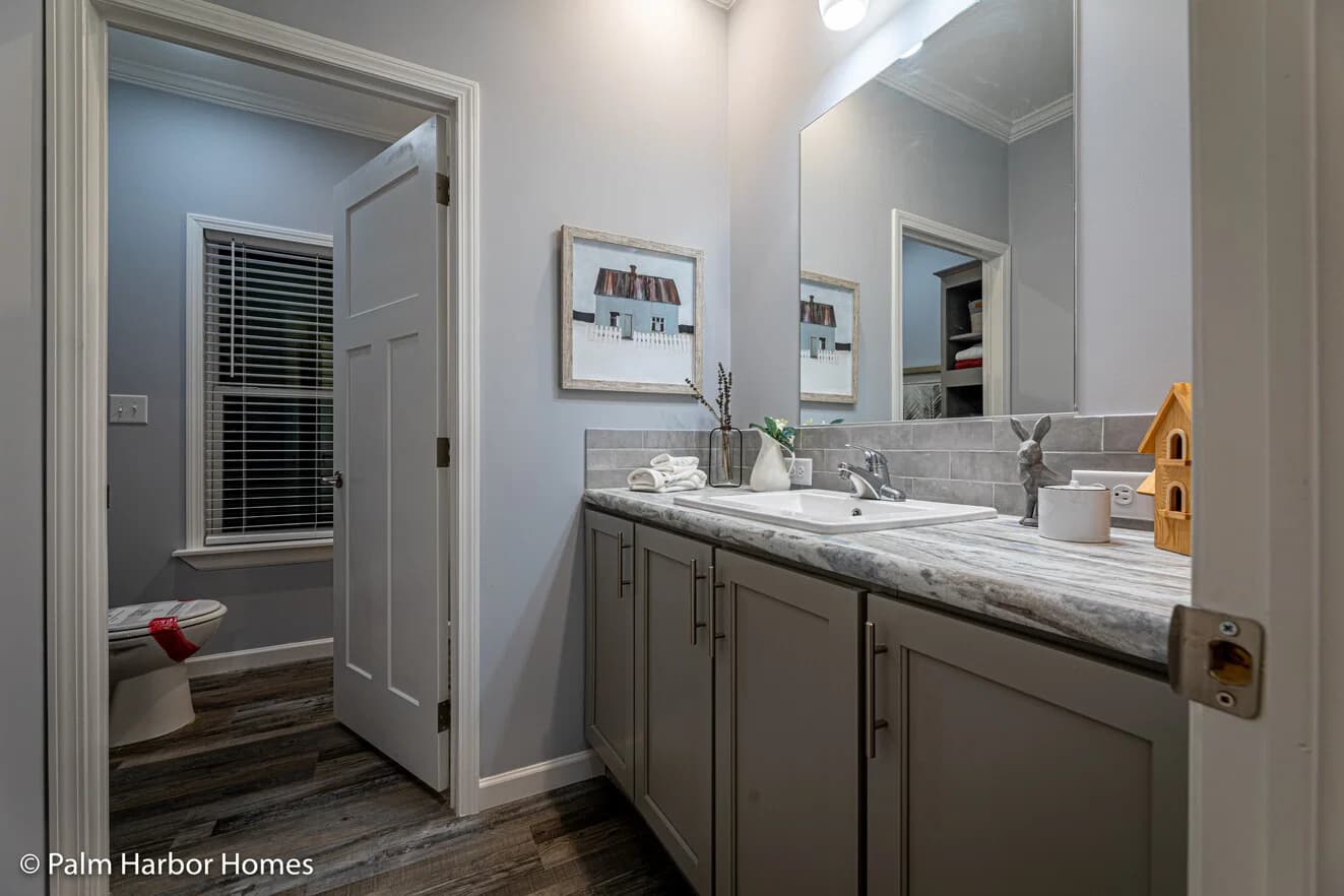 Malibu 30603b bathroom home features