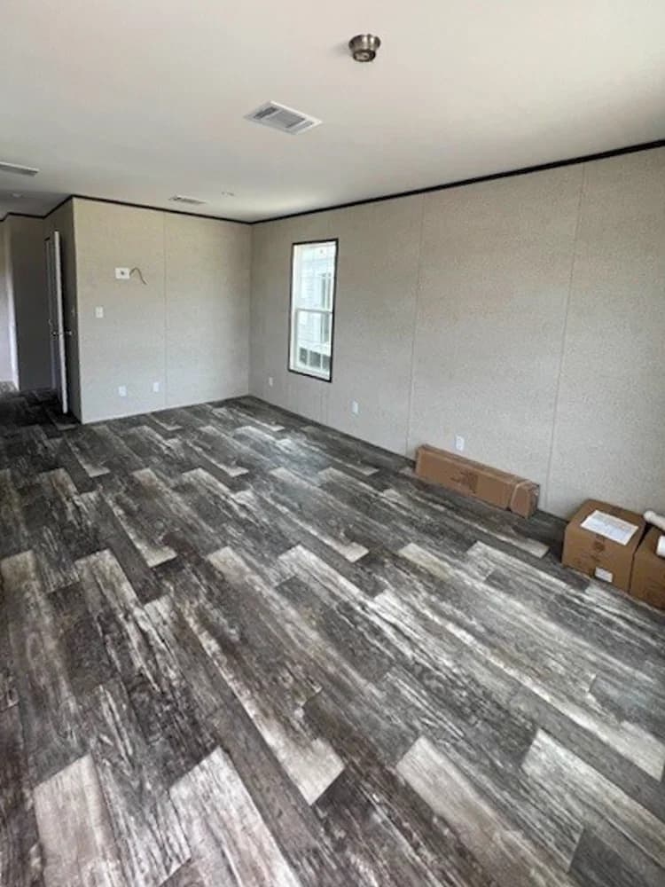 Thrifty interior home features