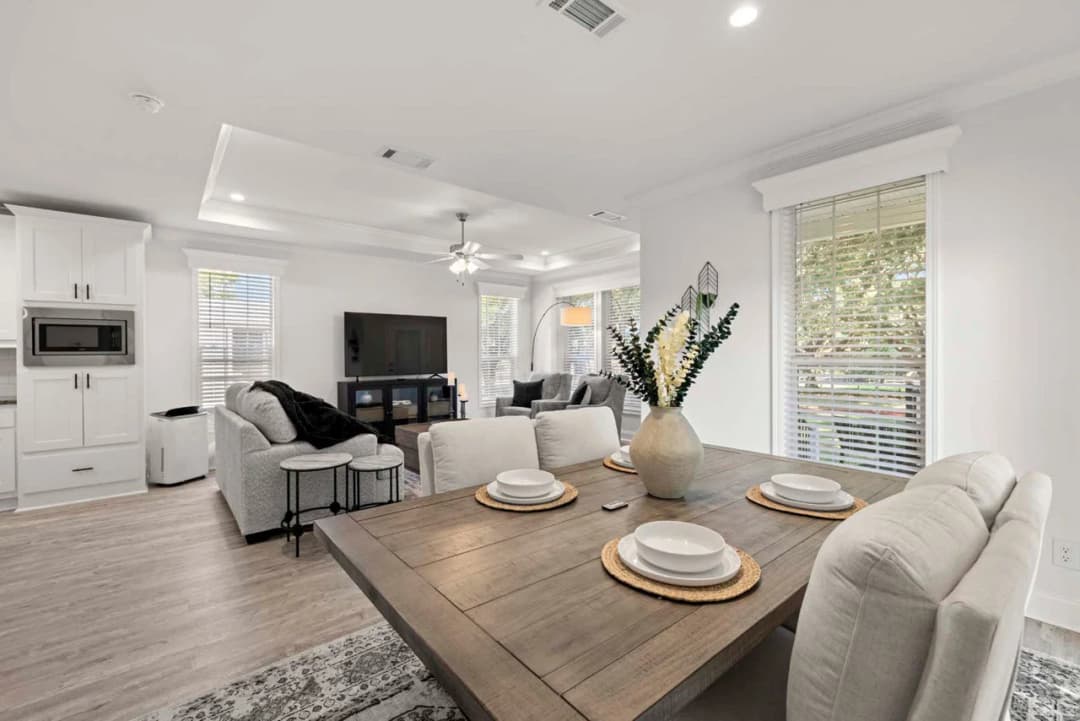 Silver springs 5046 interior home features