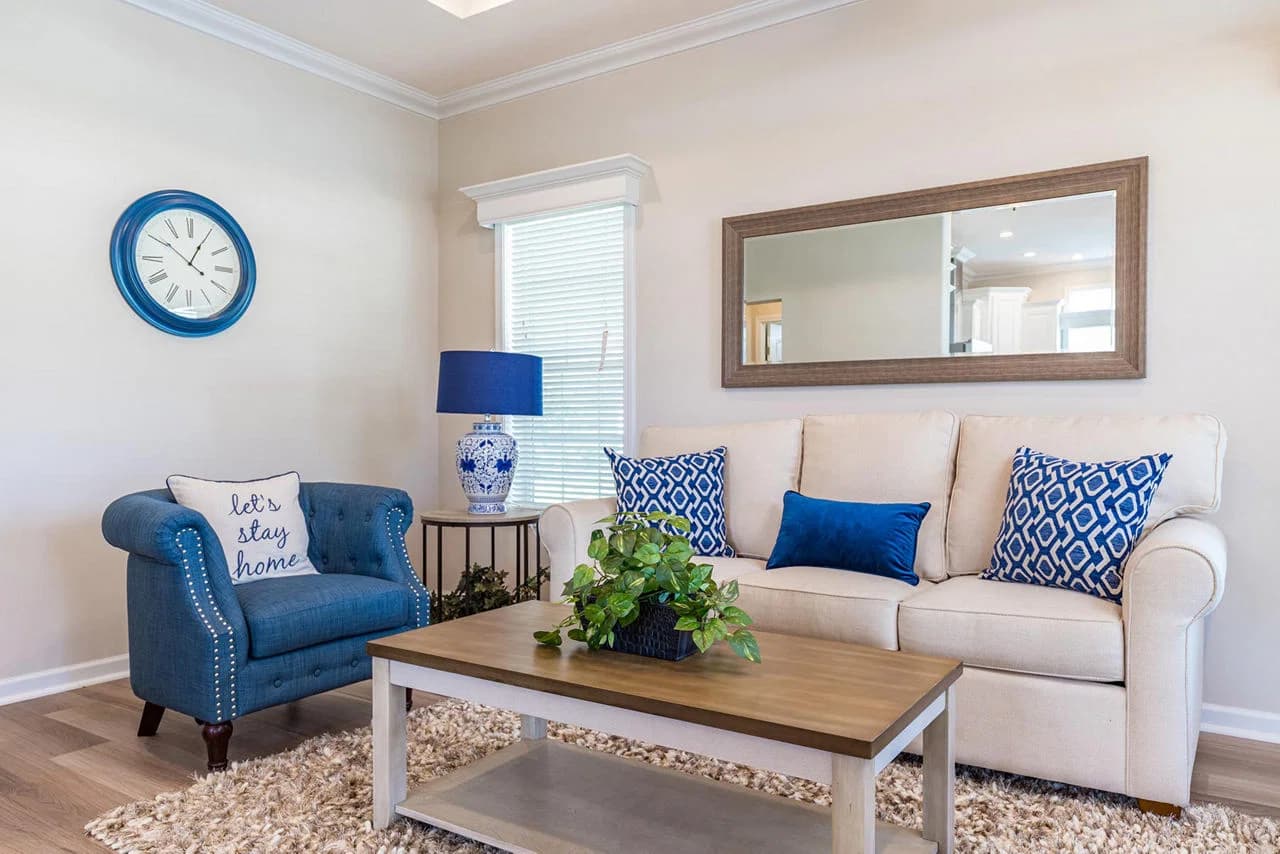 Silver springs 5035 interior home features