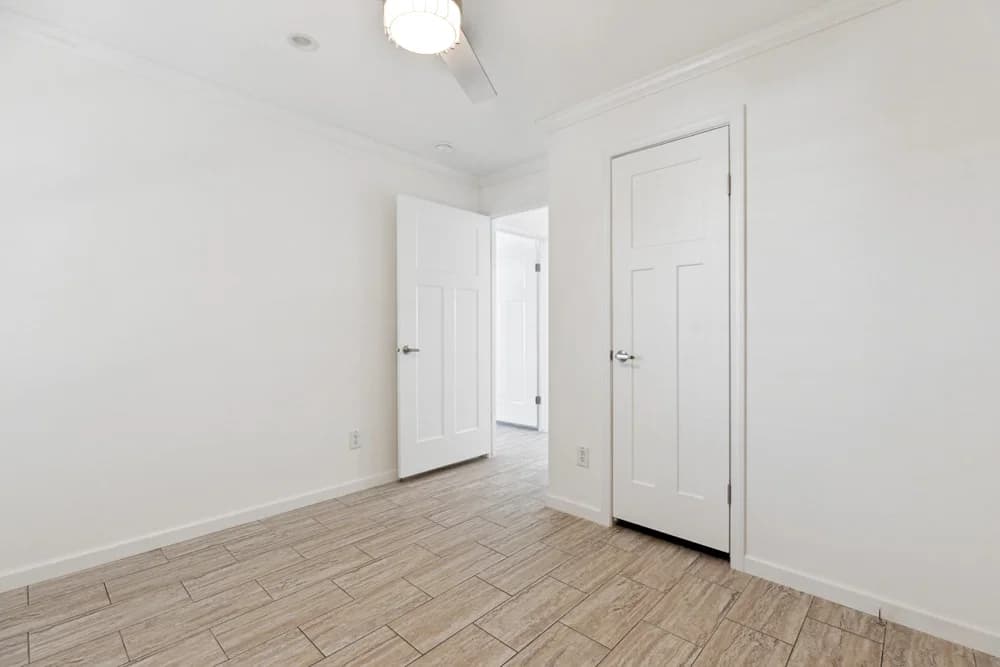 Mabson interior home features