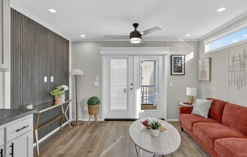 Embrace daylight interior home features
