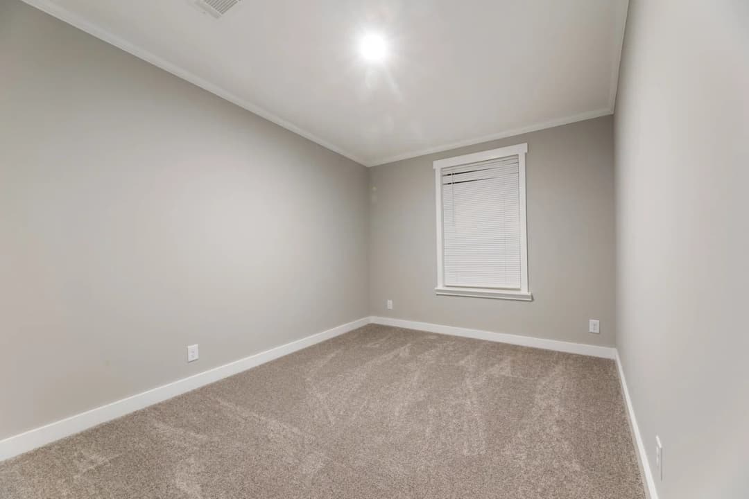 Pelican bay ii 30764b bedroom home features