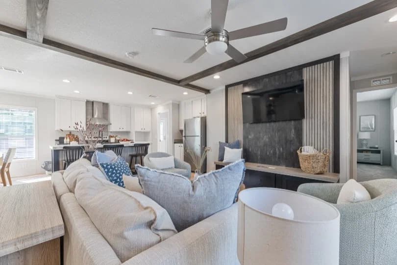 Vivid 28603n interior home features