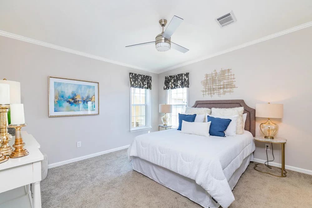 Mack bedroom home features