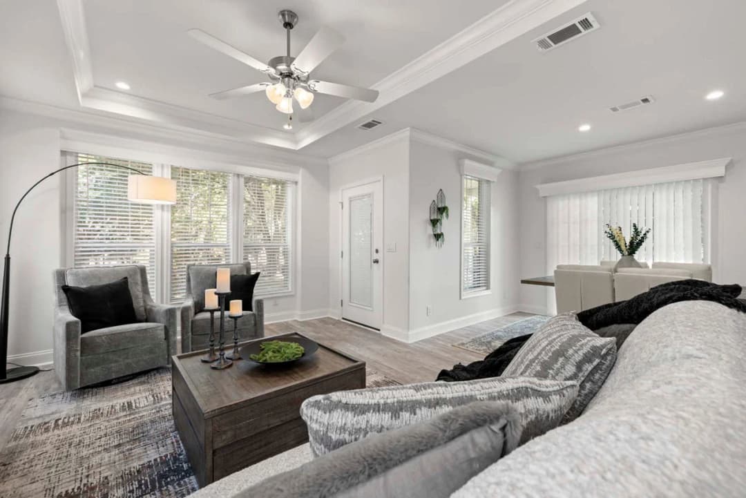 Silver springs 5046 interior home features