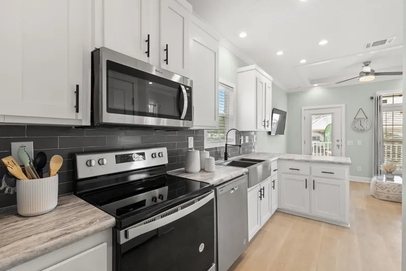 Legend 1438513 kitchen home features