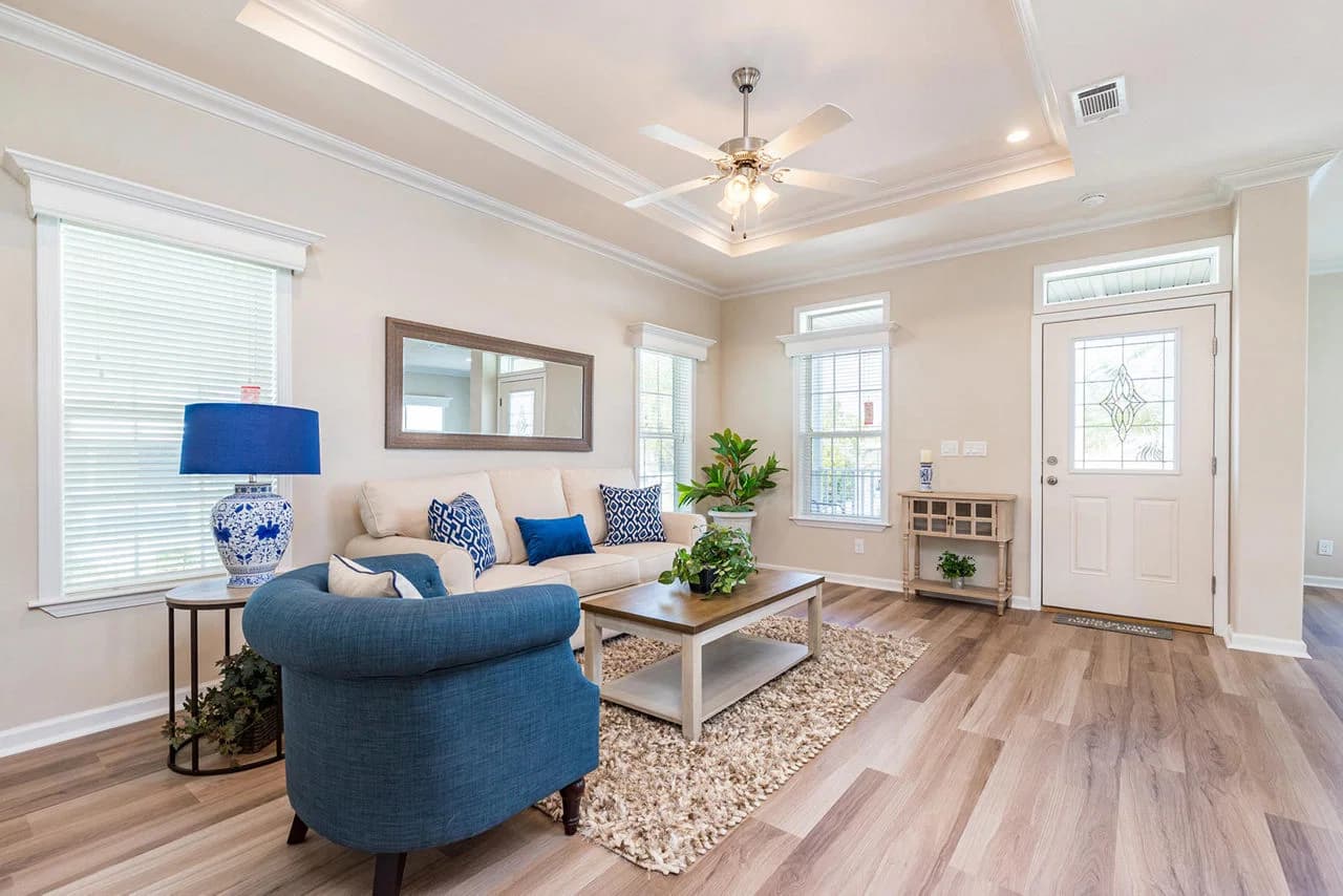 Silver springs 5035 interior home features