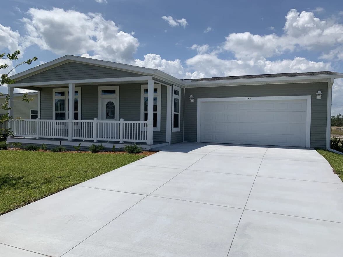 Cumberland ii 28523a hero, elevation, and exterior home features