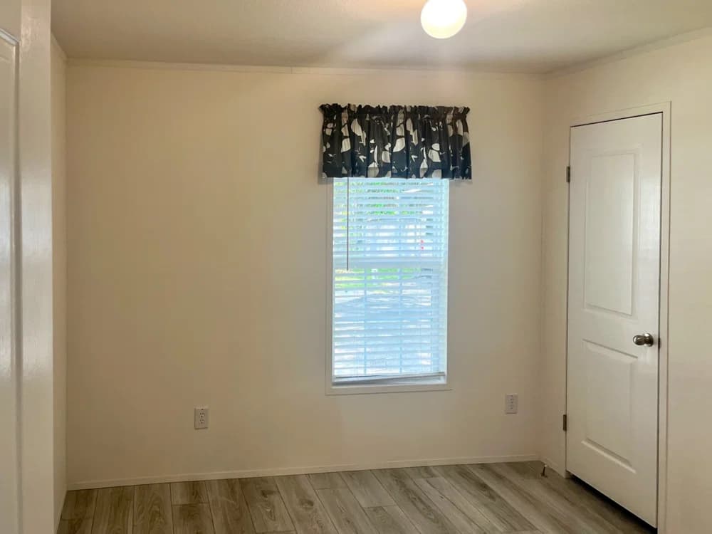 Lowery interior home features