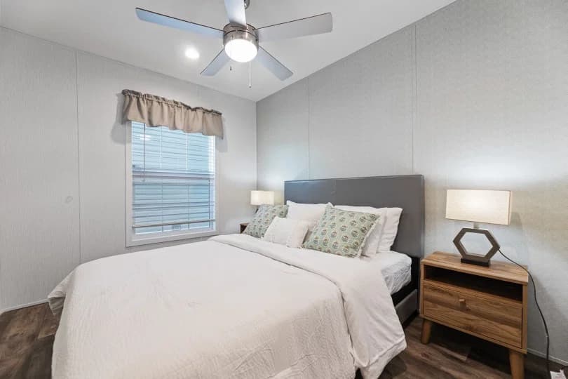 The rose 12401u bedroom home features