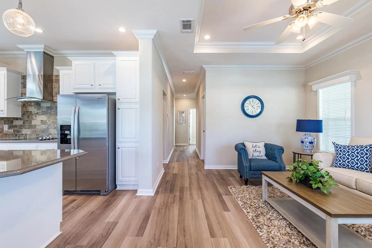 Silver springs 5035  home features
