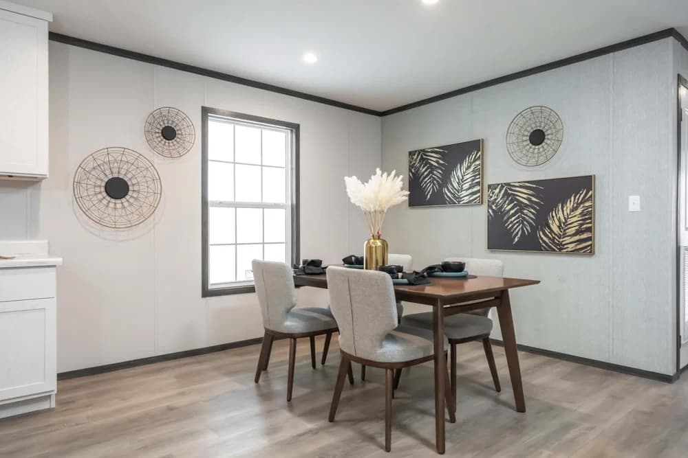 Amory interior home features