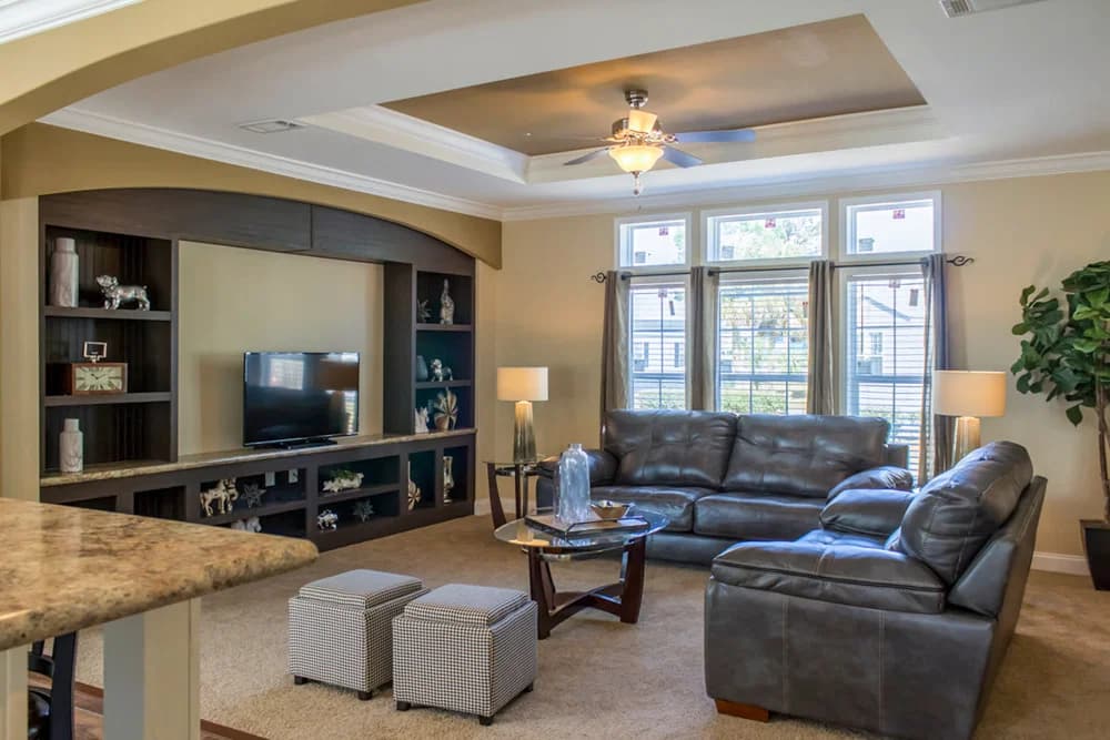 Tifton interior home features