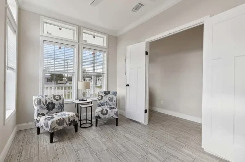 Mccordsville interior home features
