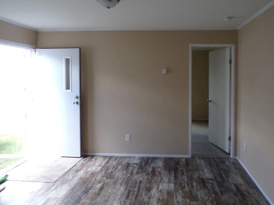 Lowery interior home features