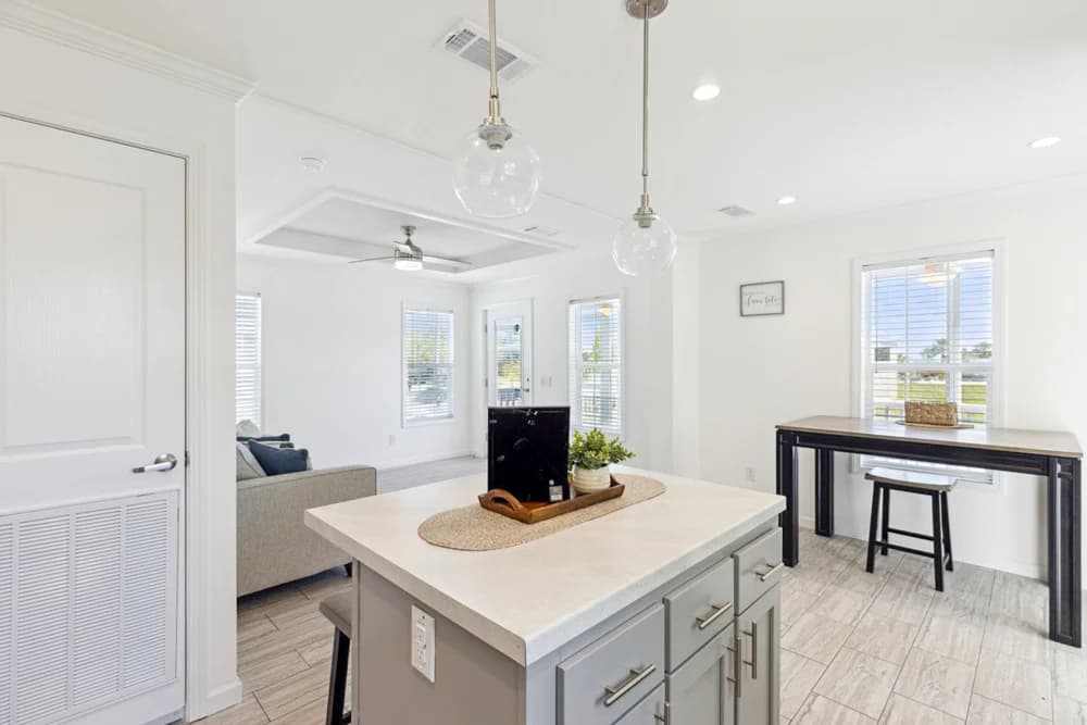 Mabson interior home features