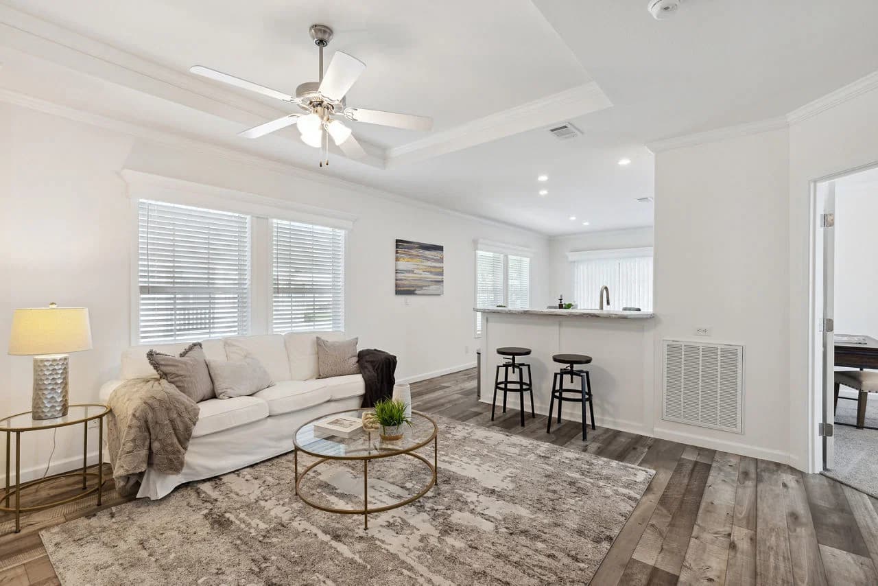 Silver springs 5029 interior home features