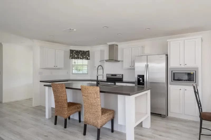 Rutherford kitchen home features