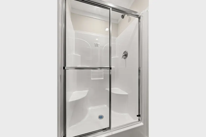 Legend 1437415 bathroom home features