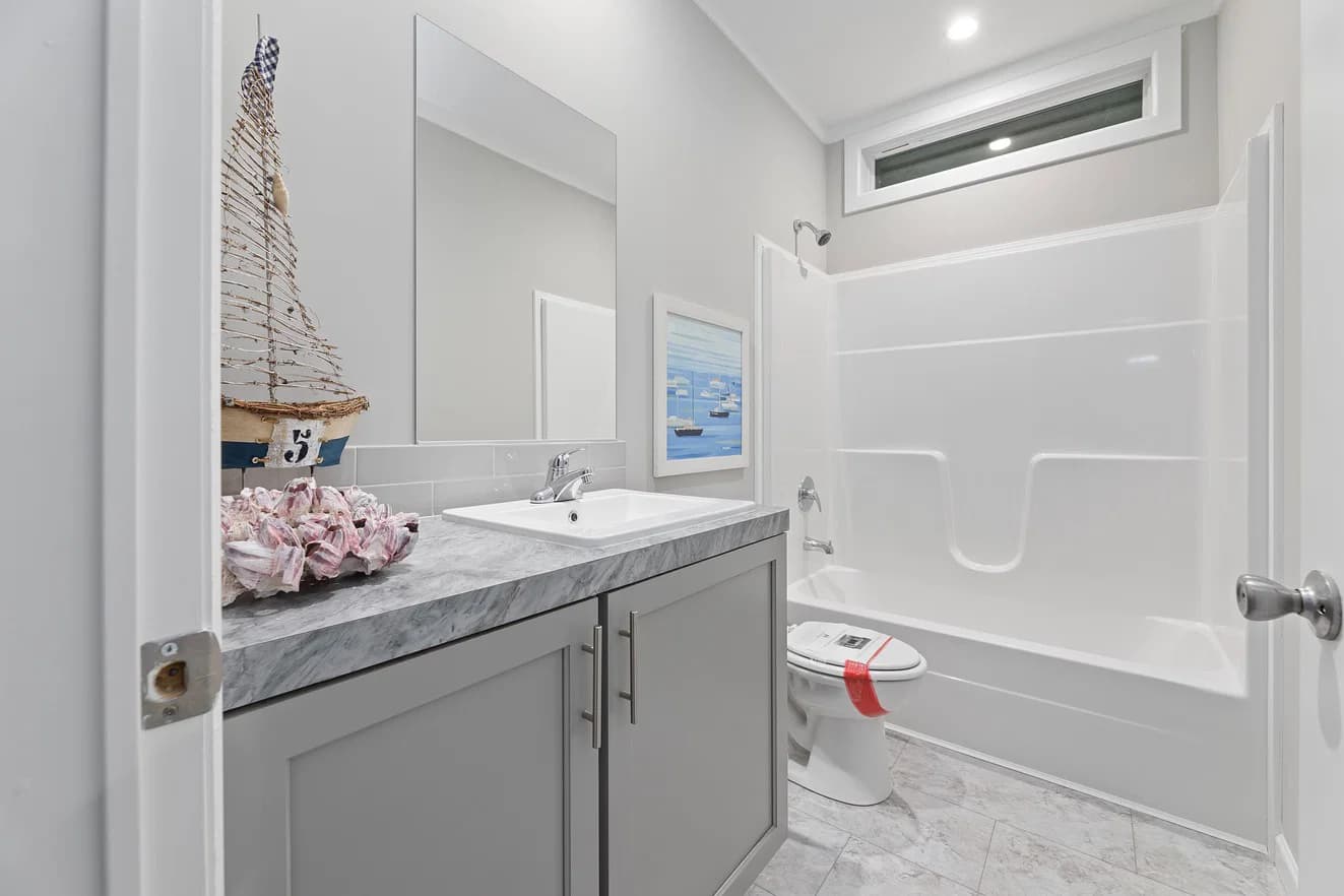 Buncic 28684b bathroom home features