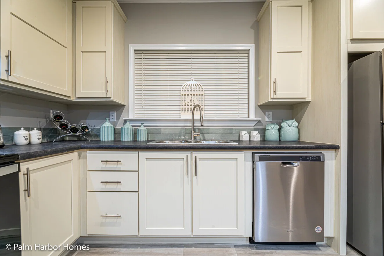 Summer breeze iv 28522d kitchen home features