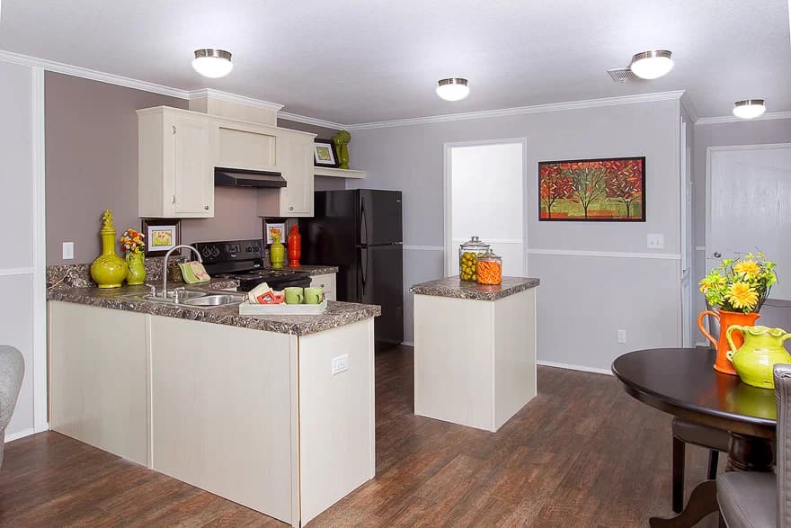Miccosukee kitchen home features