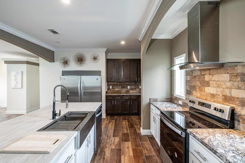 Tifton kitchen home features