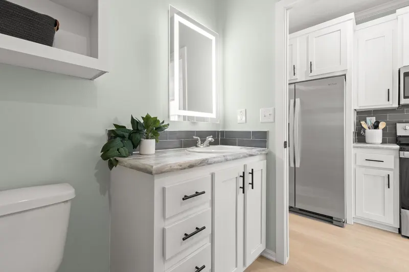 Legend 1438513 bathroom home features