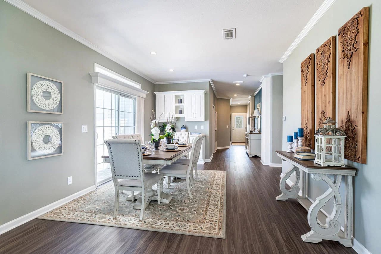 Silver springs elite 6400 interior home features