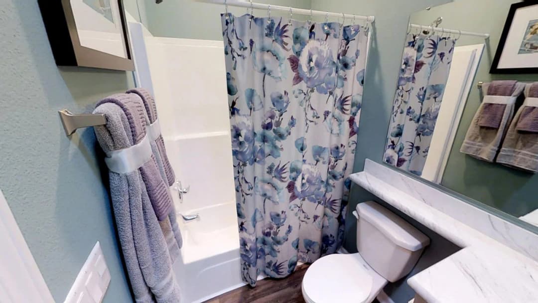 Silver springs 5354 bathroom home features