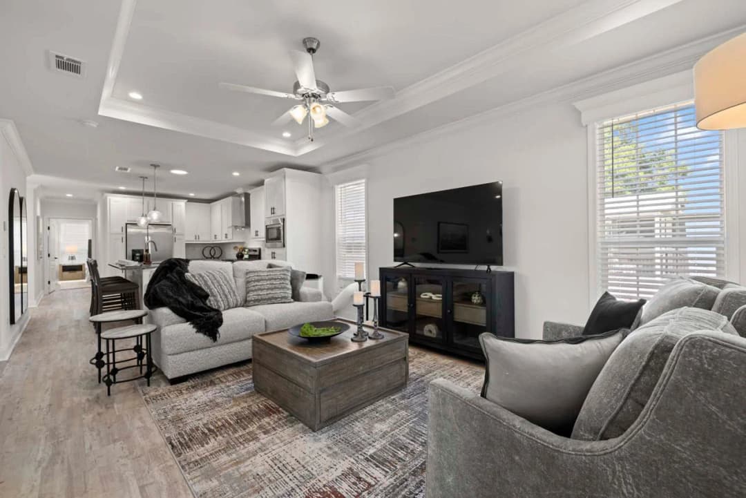 Silver springs 5046 interior home features