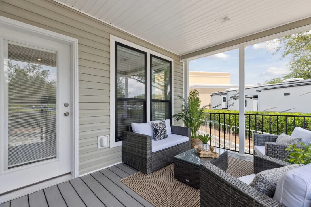 Silver springs 5044a bal harbour exterior home features