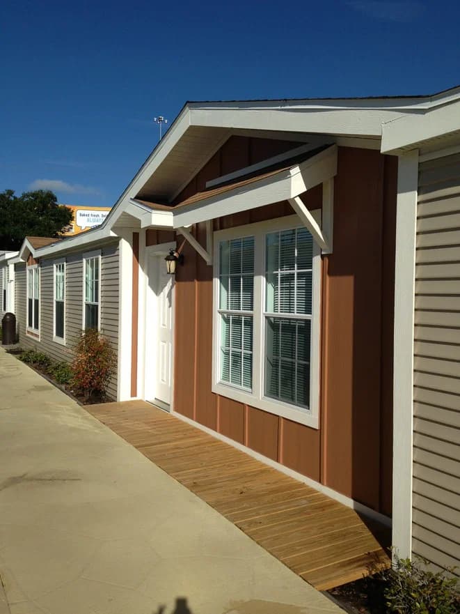 Pelican bay 30683a elevation and exterior home features